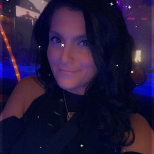 Meet your Posher, Dalia